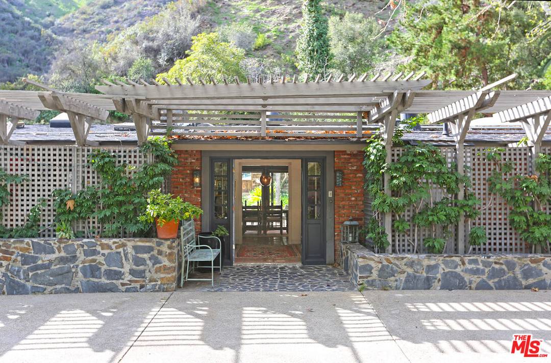 2673   Mandeville Canyon Rd 4BR Brentwood La