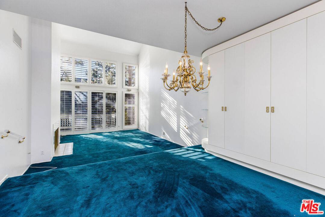 4342   Redwood Ave 2BR Marina Del Rey La