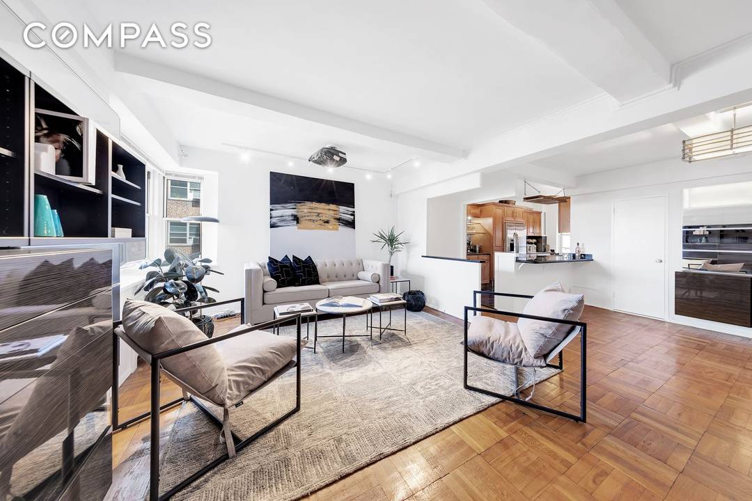 Downtown Manhattan Spacious, Sun Drenched Two Bedroom with City Views Welcome to this expansive approx.