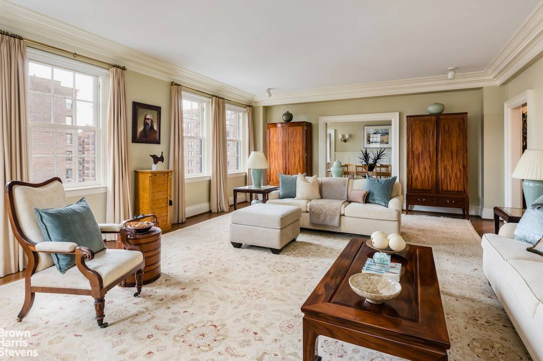 Renovated Candela Four Bedroom with Open Views Perfectly positioned on the 11th floor of one of Rosario Candela's most coveted Carnegie Hill cooperatives, this exceptional four bedroom, four and a ...