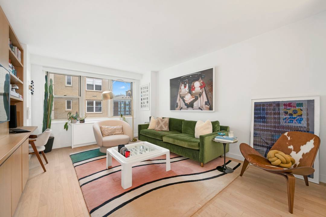 Beautifully renovated residence on the 12th floor of New York Towers, offering generously proportioned rooms for comfortable living.