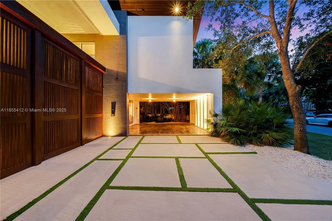 Key Biscayne Architectural Masterpiece On a secluded 9, 633 sq.