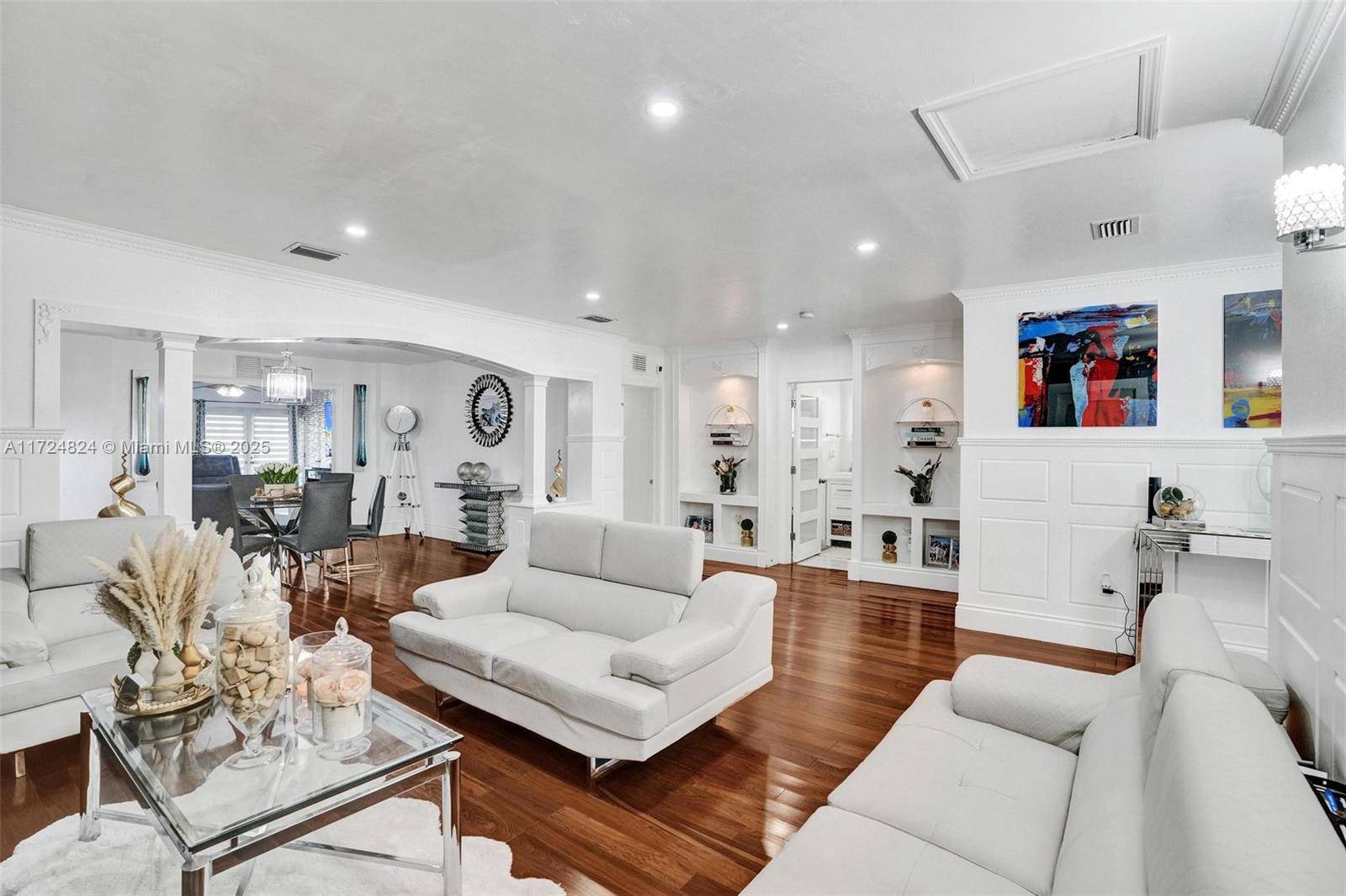 Stunning 5 bedroom, 3 bathroom home with a bonus room, situated on a vast 10, 500 sq ft lot, offering unparalleled space amp ; comfort.