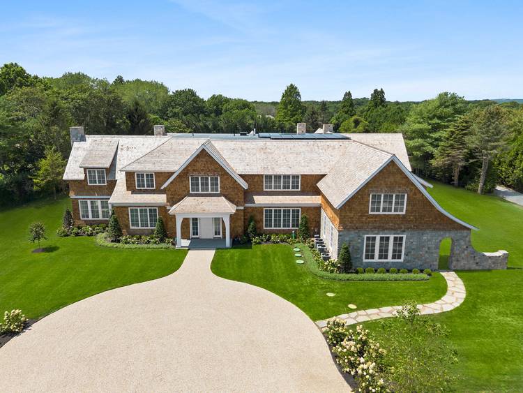 14,000+ Sq Ft New Construction South of Highway in Bridgehampton