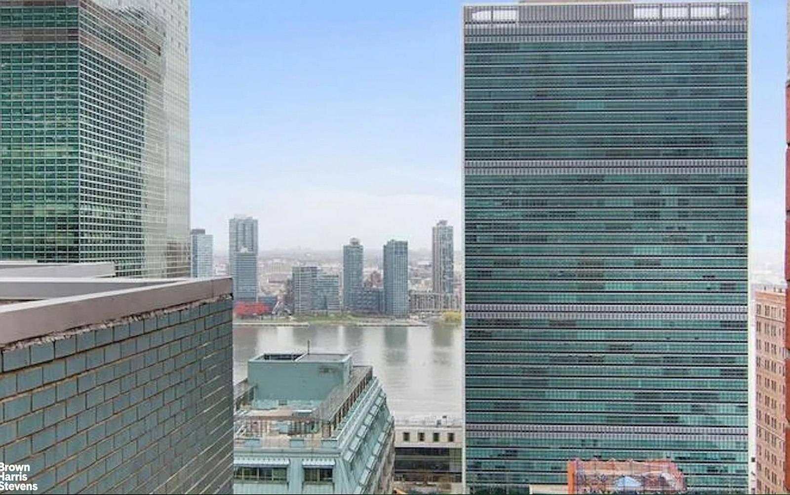 Midtown Triple Exposure Gem with Iconic Views Investor Only Opportunity Currently Rented at 4, 000 Month Lease in Place Through September 1, 2026 This oversized 945 sq ft one bedroom, ...