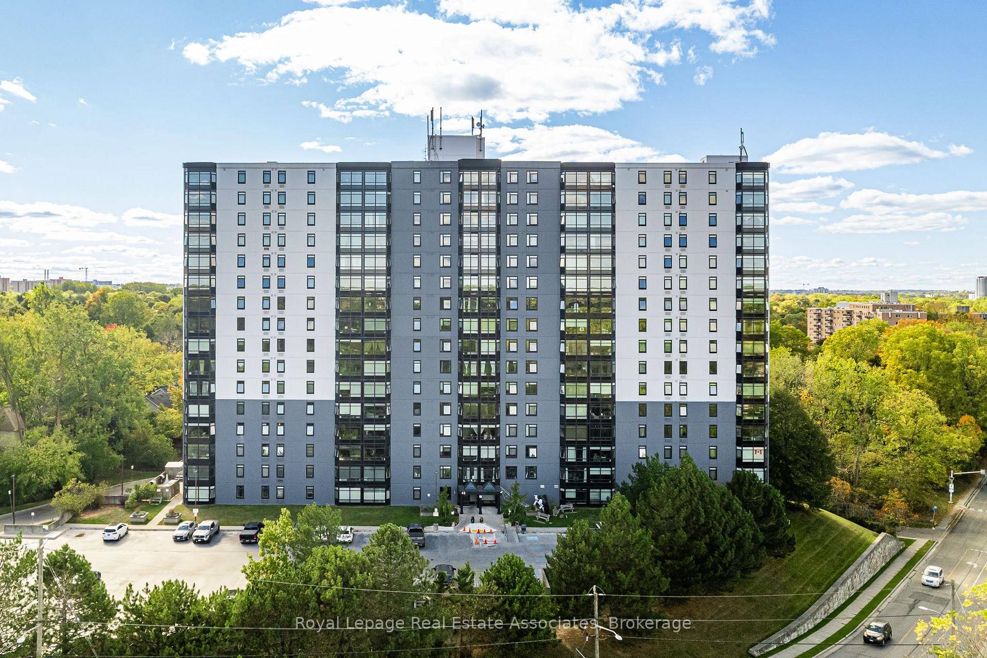 GREAT VALUE ! One of London's Best Kept Secrets an attractive, well run, well funded condominium community.
