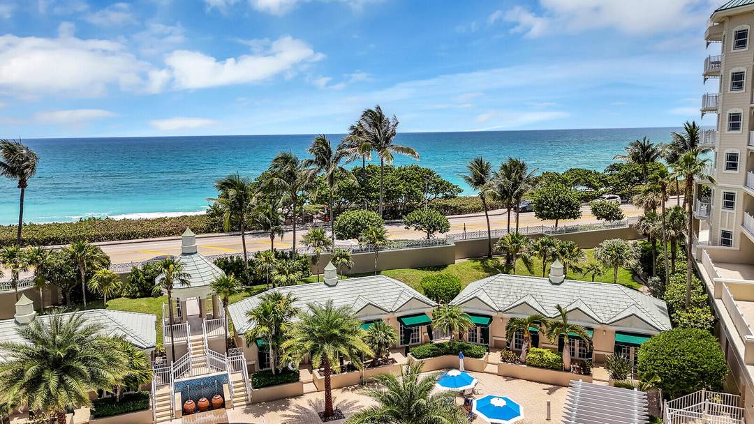 A RARE OCEAN GRANDE RESIDENCE WITH A DEEDED POOLSIDE CABANA !