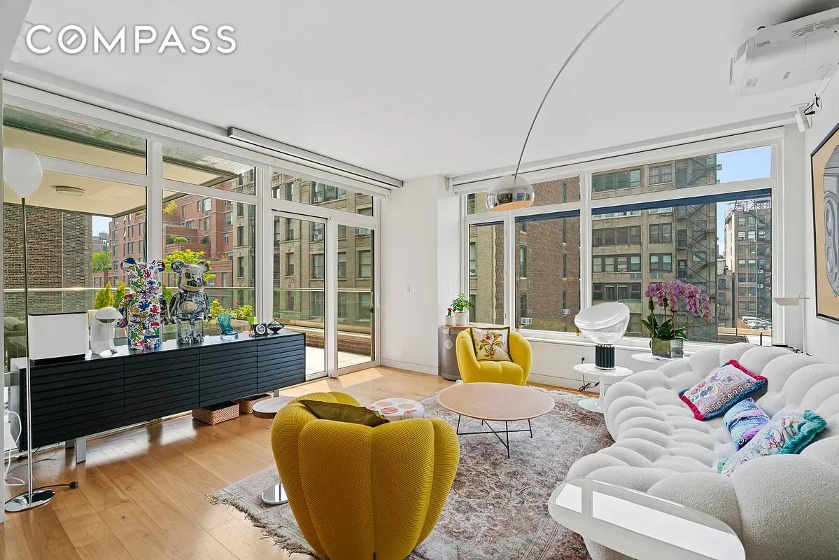 Welcome to Residence 10A, a beautifully appointed 3 bedroom, 3 bathroom home at the award winning Chelsea Green Condominium.