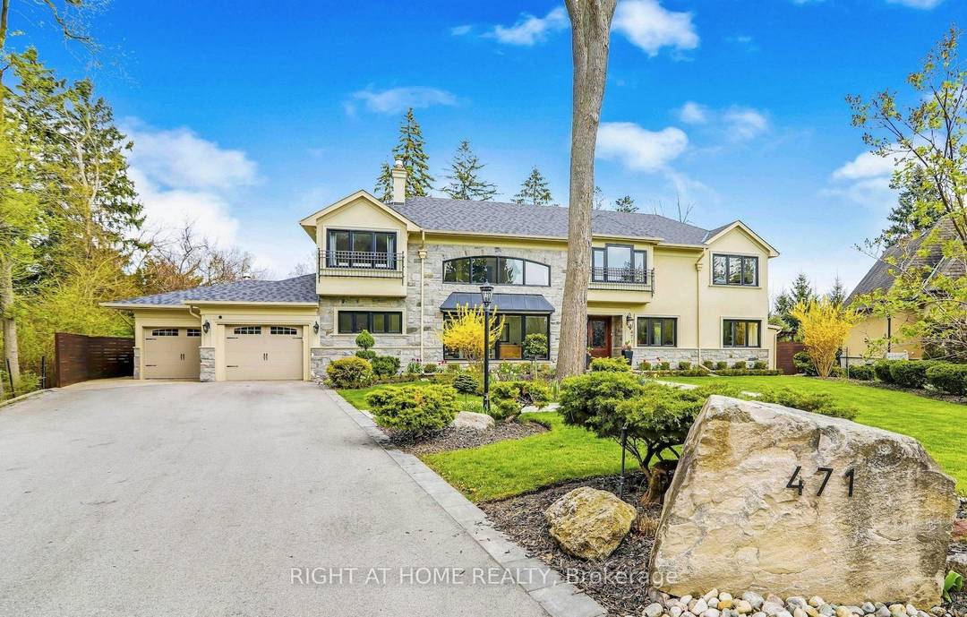 Set On An Expansive Around Half Acre Over 20, 400 Sqft Lot, A Private Like Crescent In The Prestigious Rattray Marsh Estates, This Custom Built Residence Is Surrounded By Mature ...
