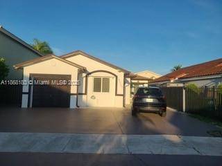 Excellent neighborhood, close to all shopping centers.