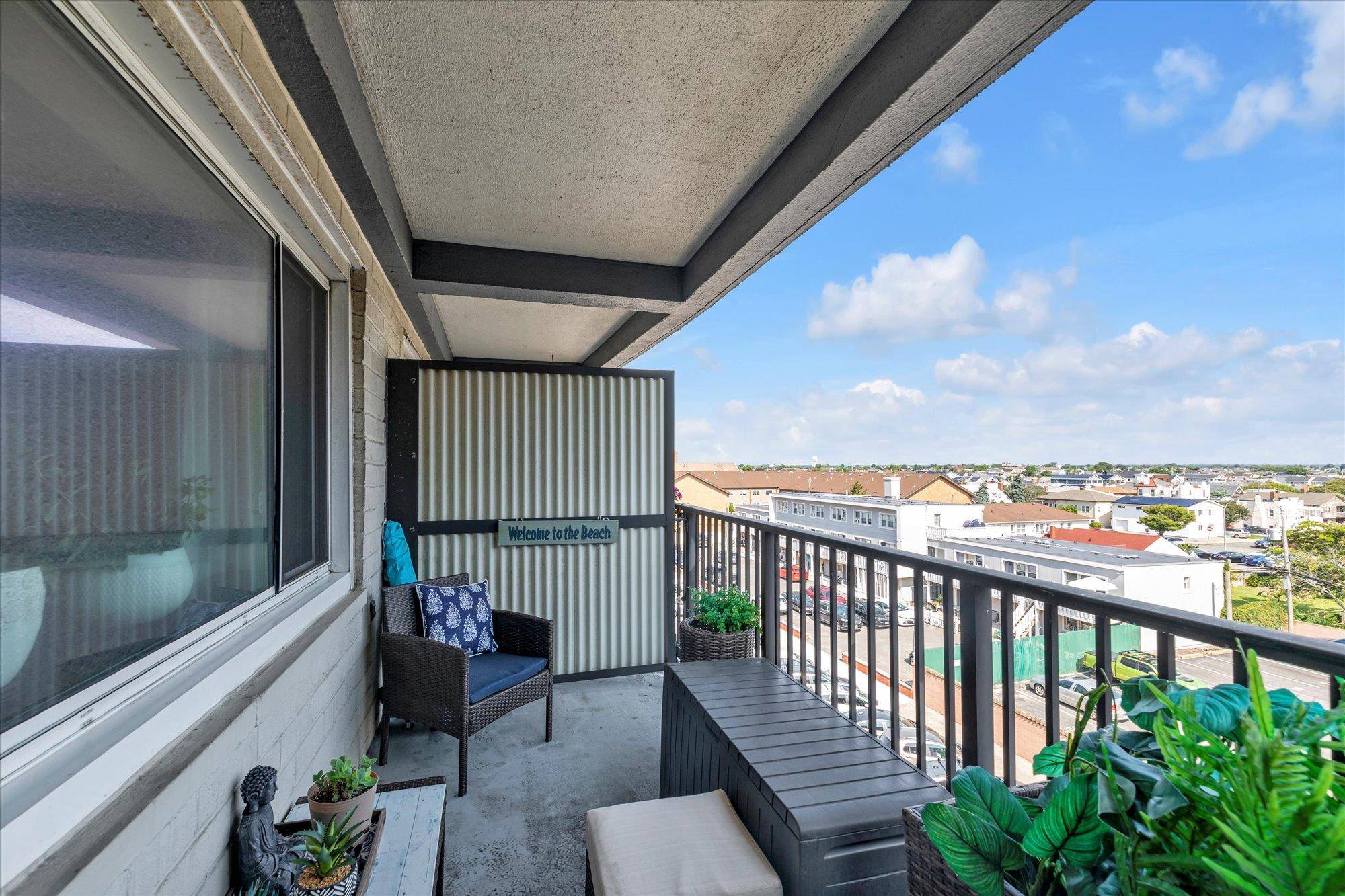 This two Bedroom one bath unit features a large terrace with city views.