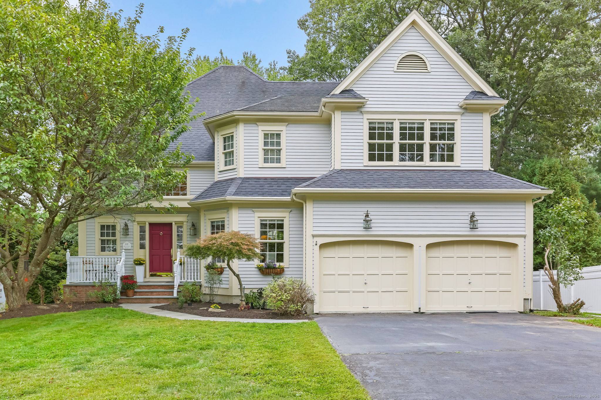 Welcome to 83 Mailands Road Tucked away on one of the most desirable cul de sacs in Fairfield's sought after University area, this sunny and beautiful 4 bedroom Colonial offers ...