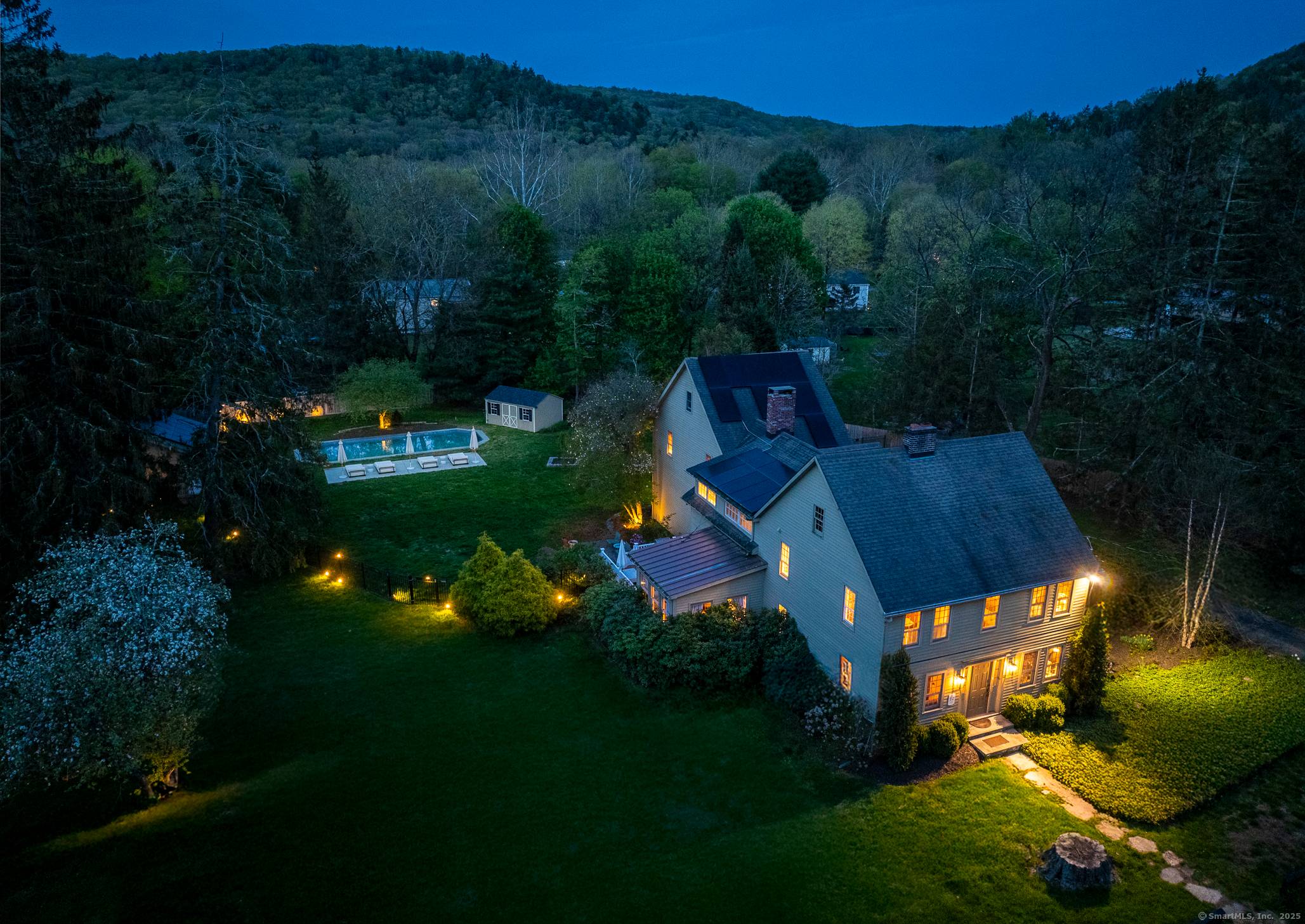 This historic 18th century Gaylord family homestead in New Milford, Connecticut, offers a perfect blend of authentic period charm and thoughtful modern enhancements.