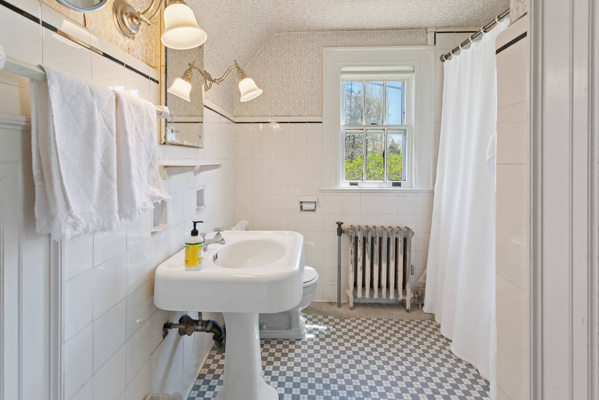 5 Bedroom Montauk Home