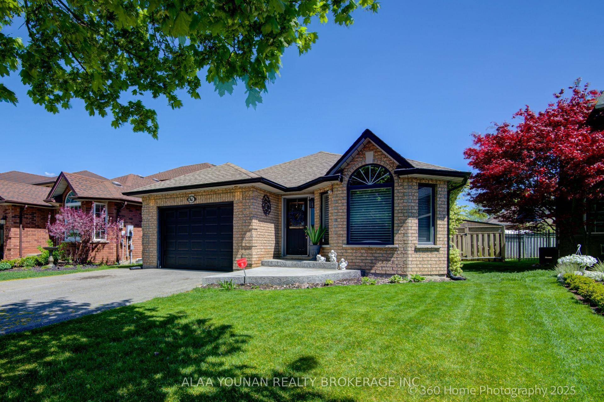 Stunning 4 Level Back Split in Desirable Stoney Creek A Must See !