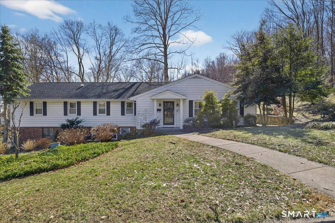 Set in the Westville neighborhood just a stone's throw from Hopkins School, this 3bedroom, 3bath home offers comfortable living in a wonderfully convenient location.
