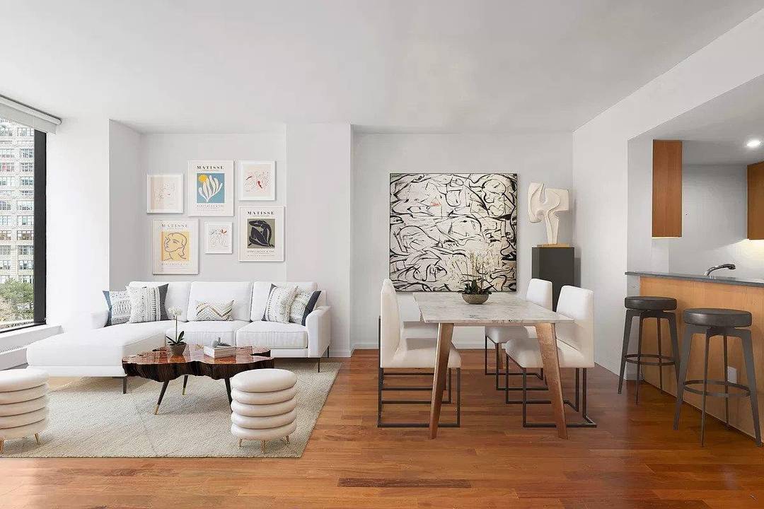 Located in the heart of Hudson Square, at the vibrant intersection of Tribeca, SoHo, and the West Village, 255 Hudson Street offers the best of Downtown Manhattan just moments from ...