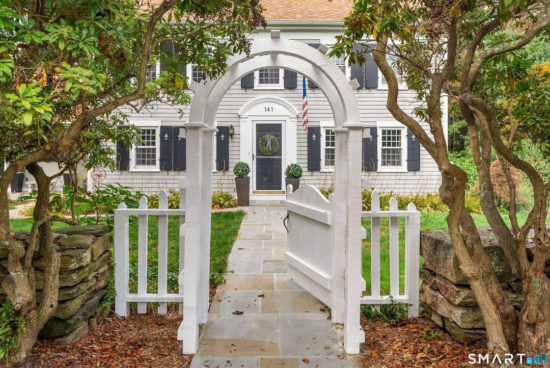 Welcome to Boxwood Glenn a rare, lovingly restored vintage treasure in the heart of Oxford.