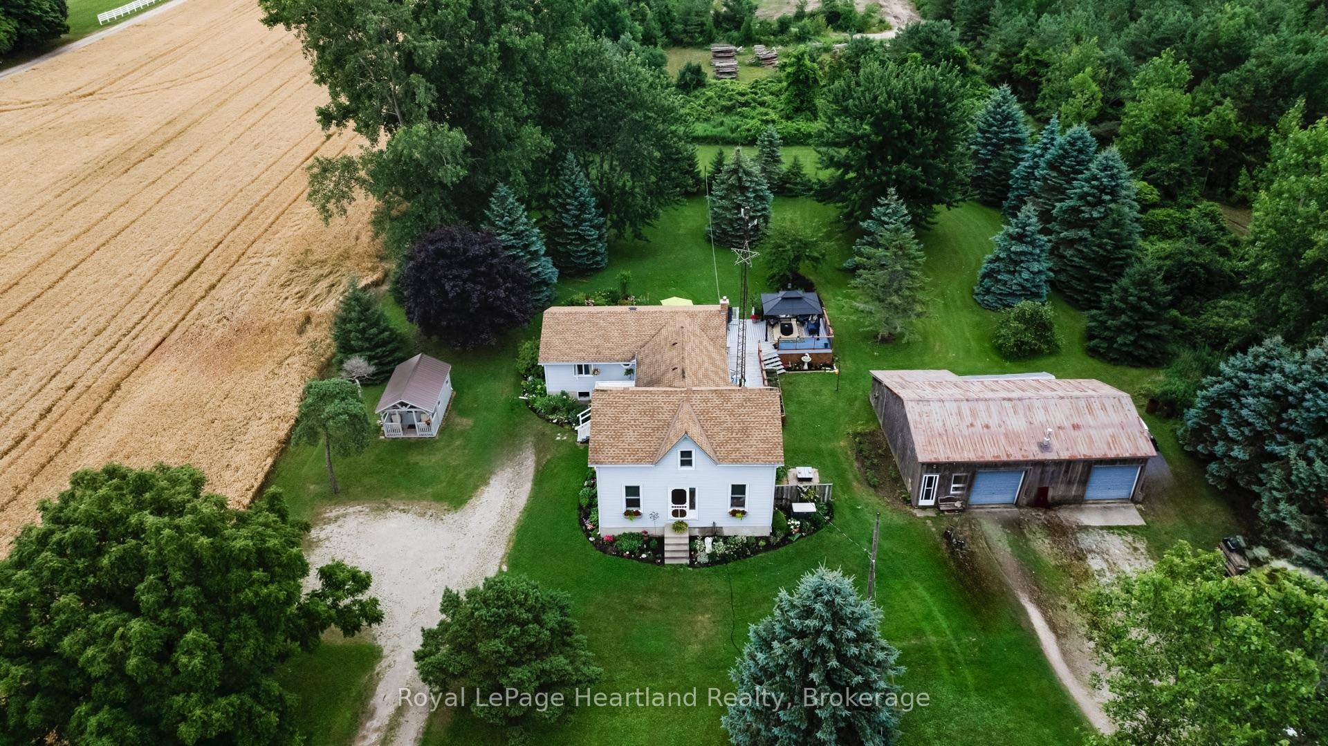 Fantastic Opportunity Your Own Slice of Heaven Just Minutes from Goderich !