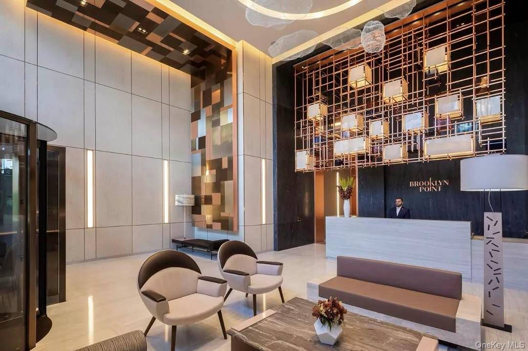 68th floor is high ceiling, will Floor to ceiling curtain wall ?