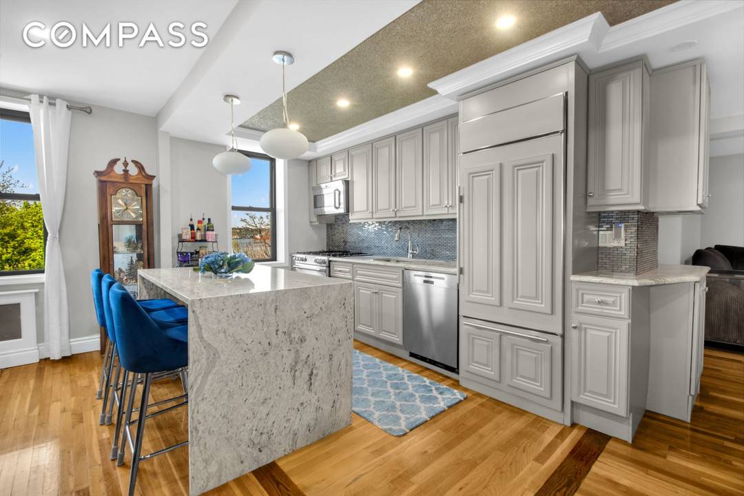 Rarely Available ! Spacious 4 Bedroom Co op with Water Views in Bay Ridge Welcome to this exceptional and rarely available combined 4 bedroom, 2 bathroom co op in the ...