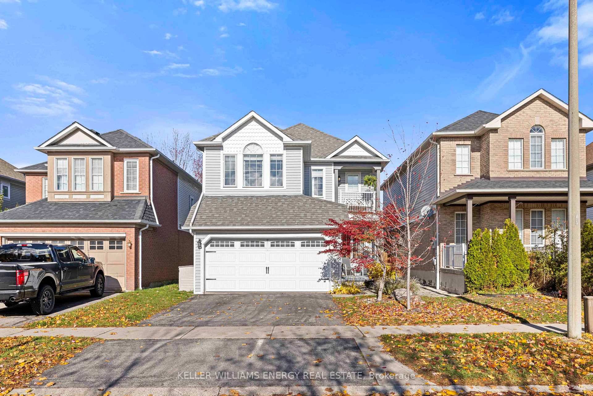 Step into this beautifully maintained 3 1 bedroom, 4 bathroom detached home tucked on a quiet crescent in Whitby's highly desired Rolling Acres community.