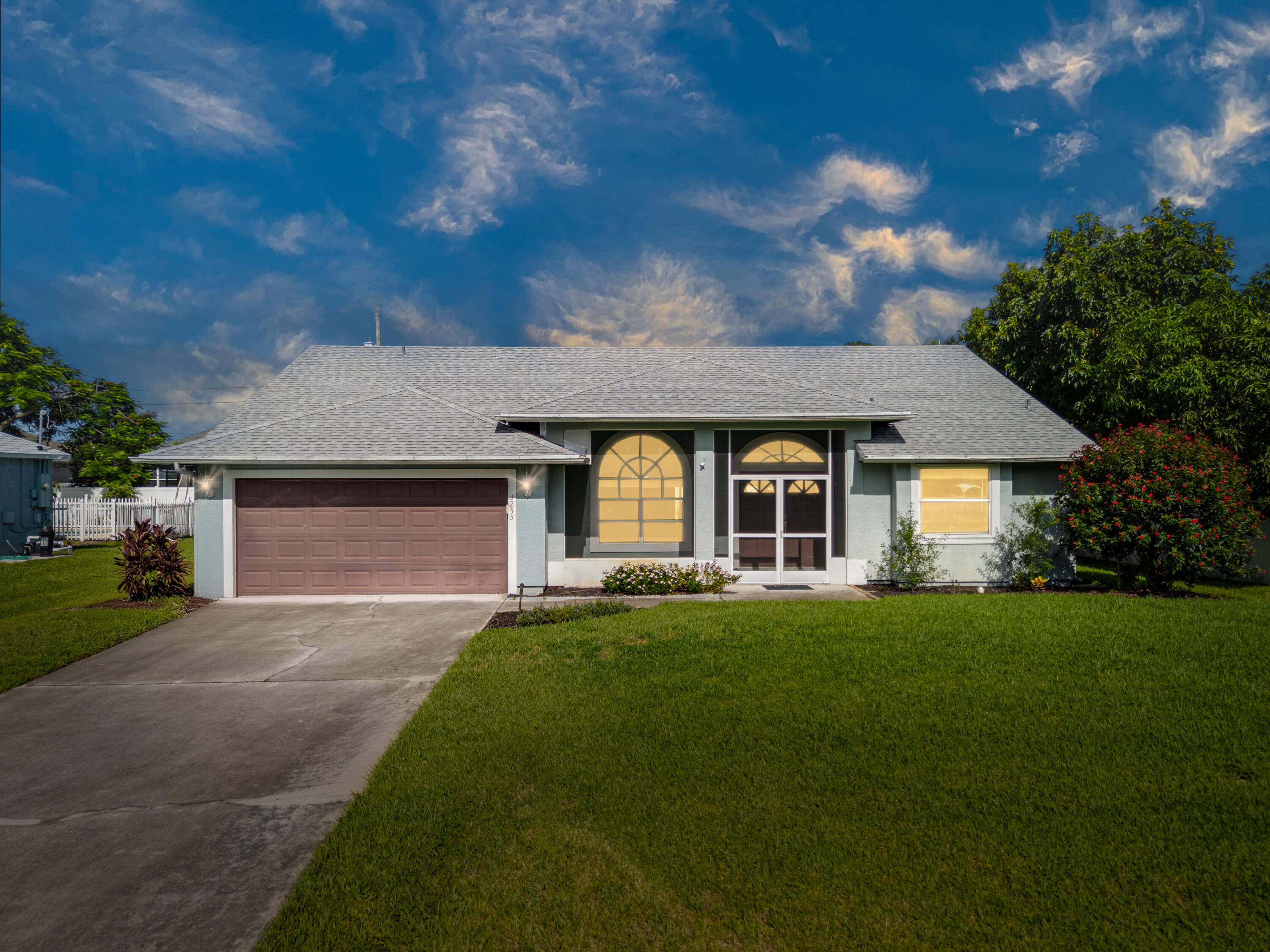 With a new roof Jan 2025 and A C 2023, this 3BR 2BA split plan home is move in ready.