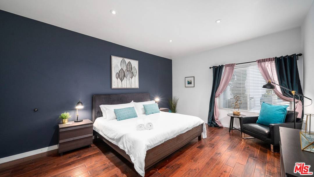 1818 Thayer Ave 2BR Beverlywood La