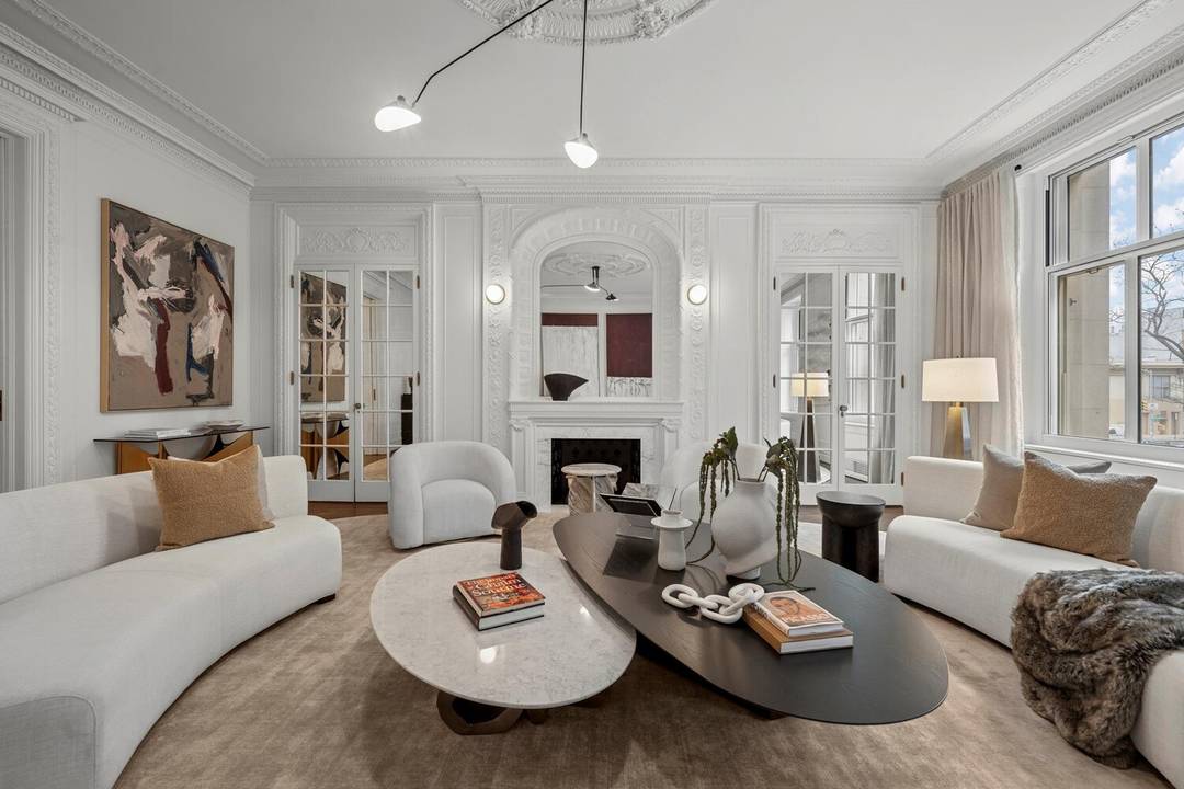 Fully renovated and offered for the first time, 2ABC is the largest private residence ever made available at The Apthorp.