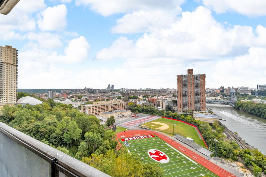 Spacious 2BR 2BA at the Winston Churchill with breathtaking views of the Spuyten Duyvil Creek, Broadway Bridge, Inwood Hill Park, and Columbia University s Baker Athletics Complex.