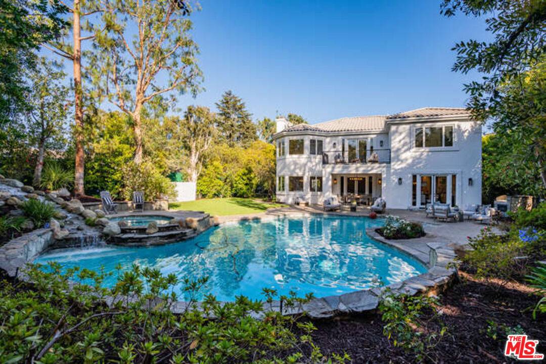 11797 CHAPARAL ST 5BR Brentwood La