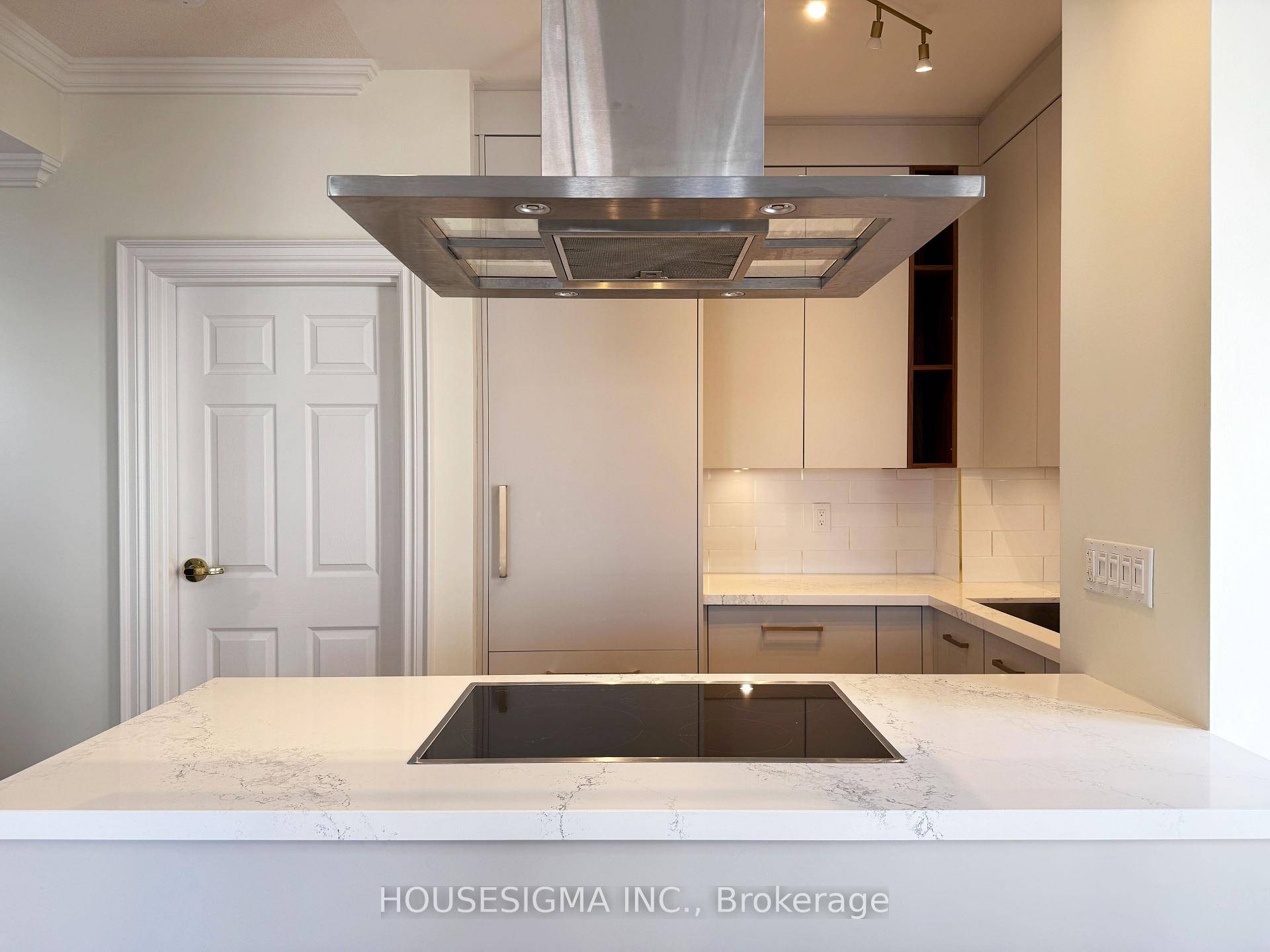 Young Professional's Dream Unit Welcome to the French Quarter Building Spectacular Corner Unit in a Prime Location Unobstructed Views from Multiple Joliette Balconies Freshly Painted and Immaculately Kept Functional Layout ...