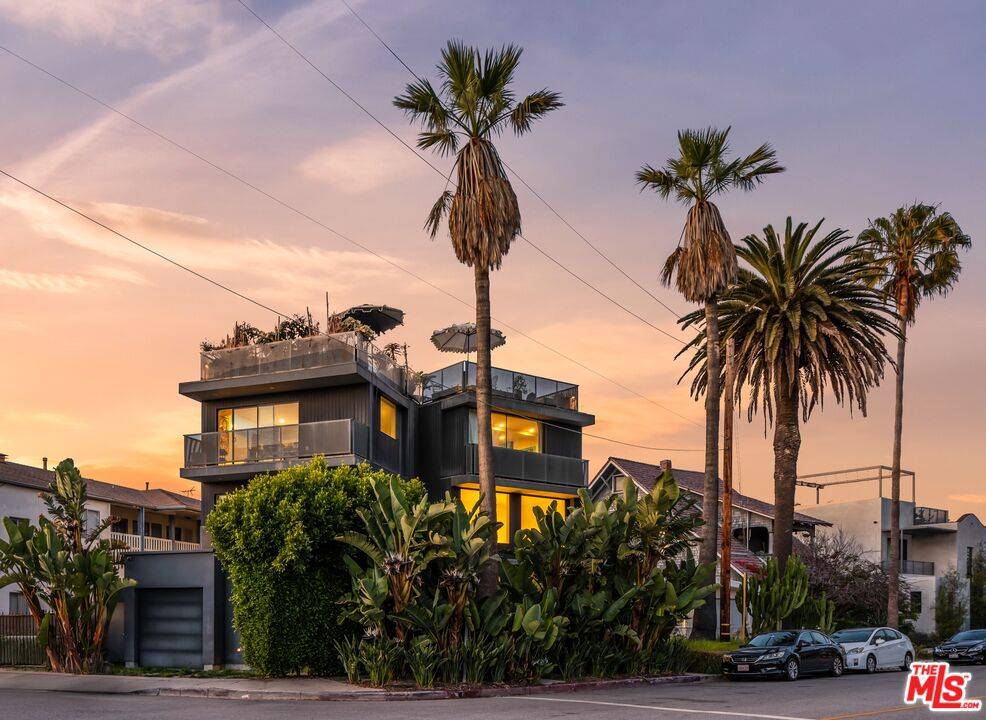 407   Rialto Ave 4BR Marina Del Rey La