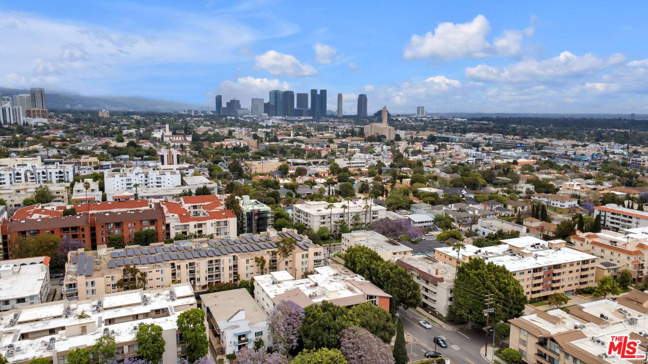 1434   Greenfield Ave 2BR La