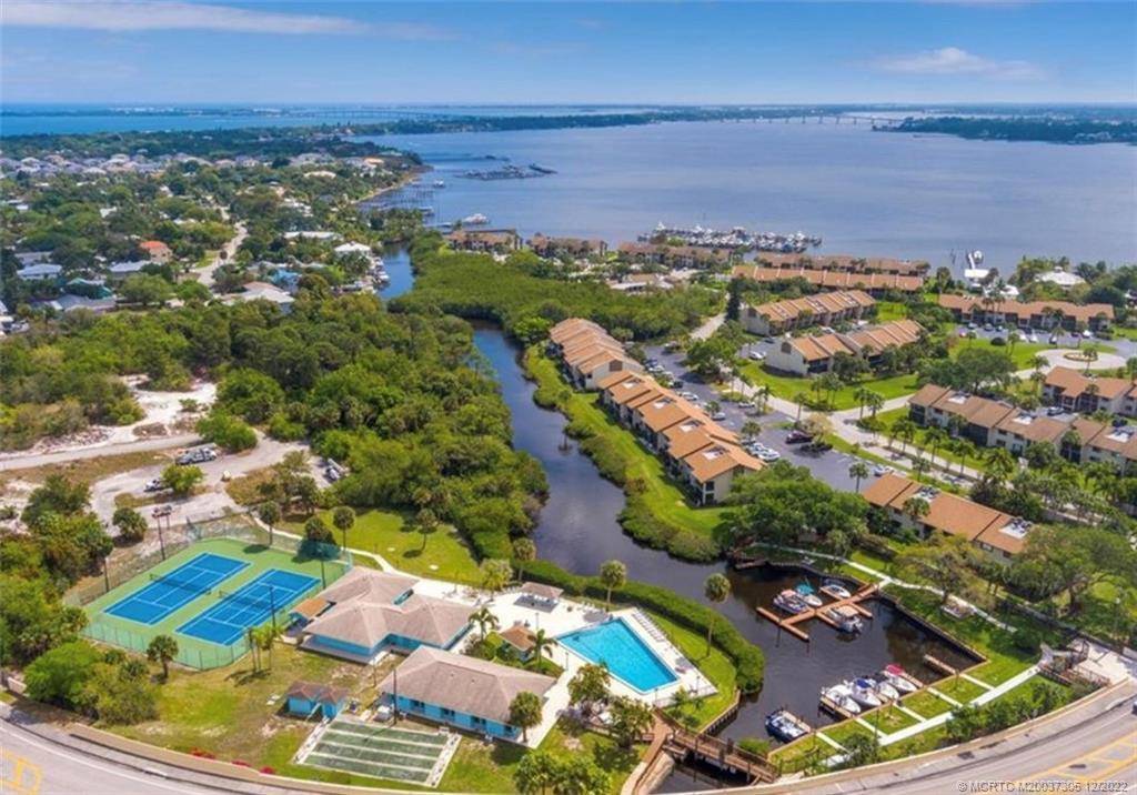 Exceptional Investment Opportunity in a Waterfront Community !