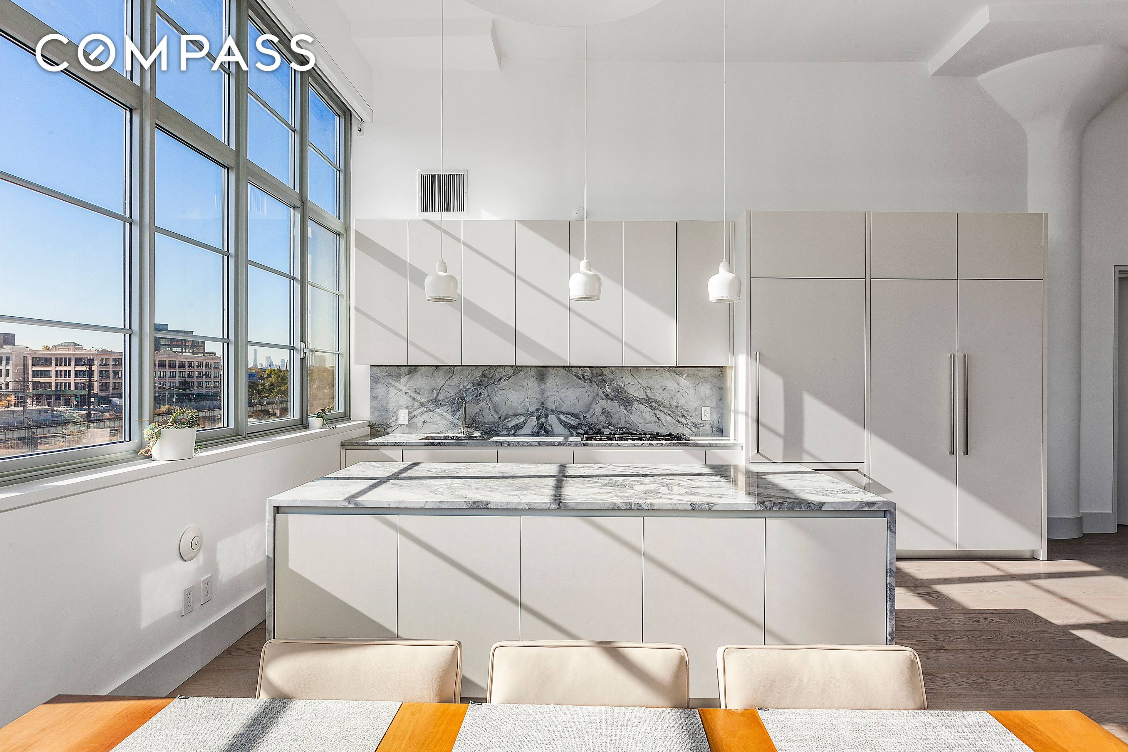 Designed to perfection ! Triple mint loft home available in the full service Arris Lofts.