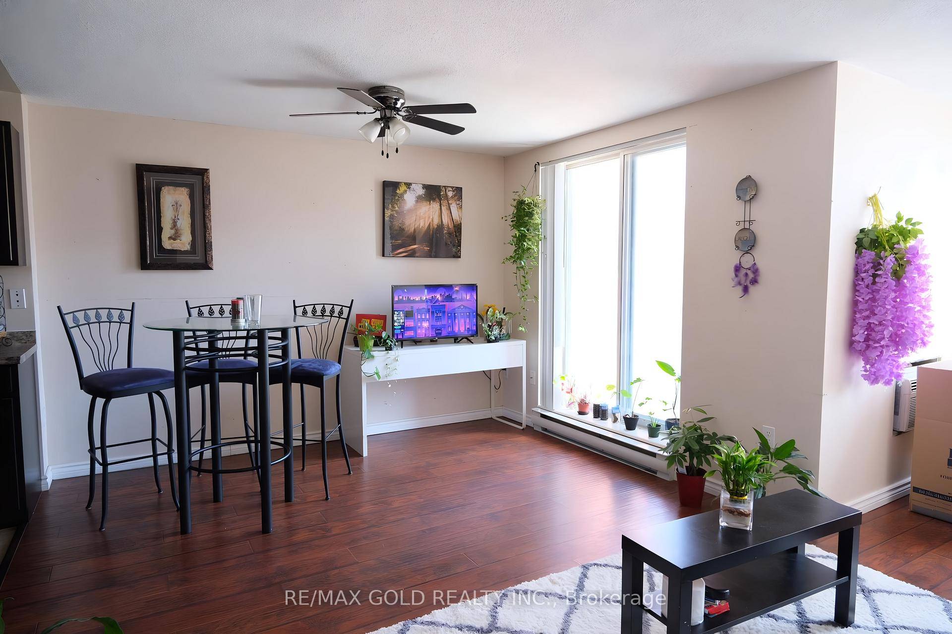 Newly renovated condo on 2nd floor facing east and north with ensuite Laundry Located on Baseline Road West near the intersection of Baseline and Wharncliffe.