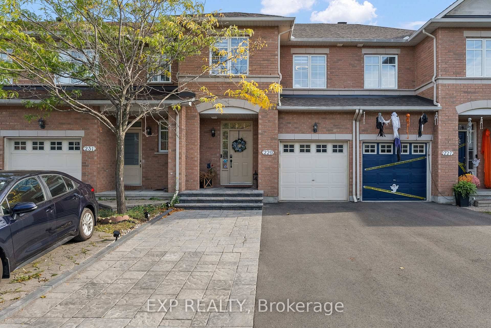 Very motivated sellers present this beautifully maintained Richcraft Charleston model offers a well planned layout with 3 bedrooms, 2.