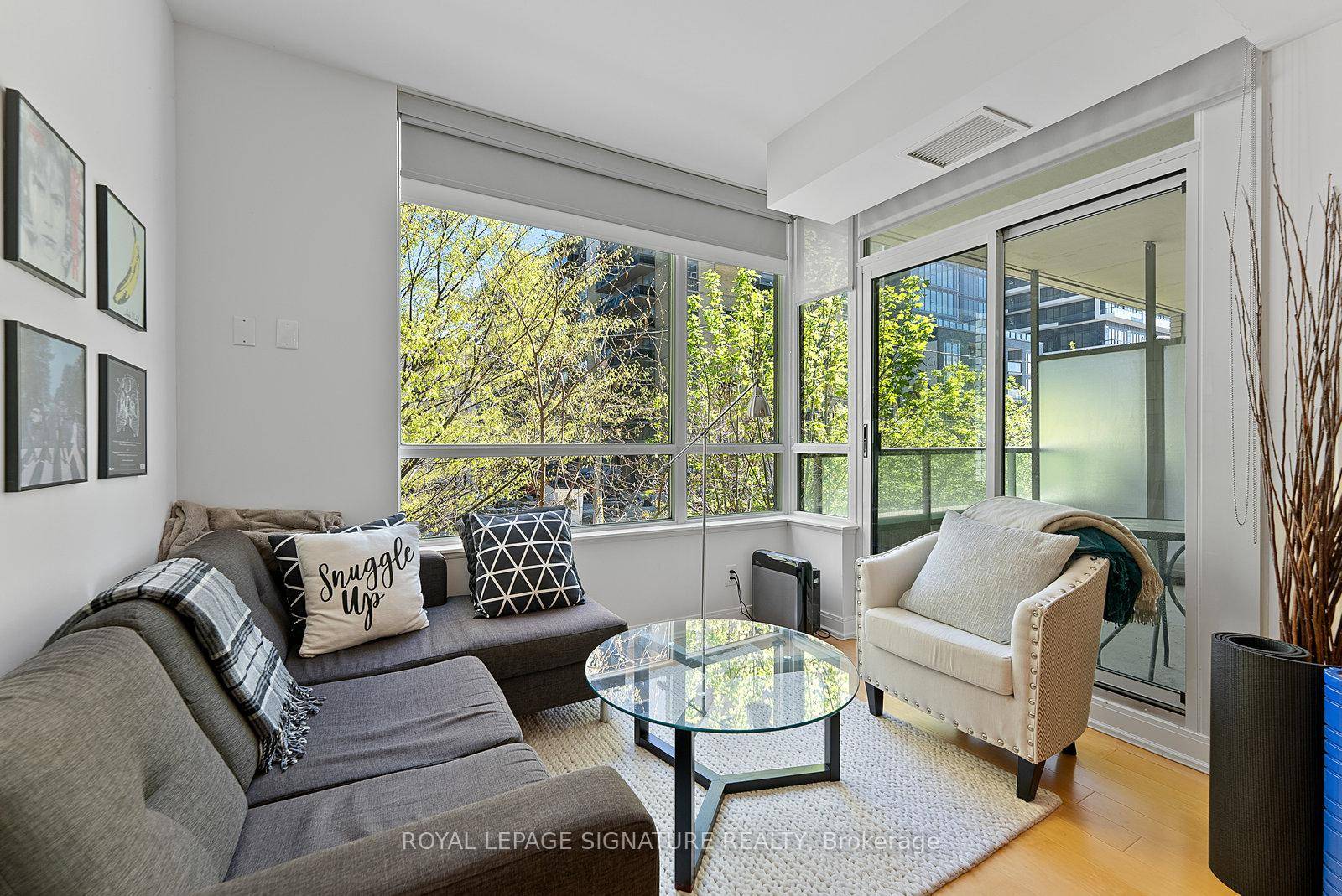 Welcome to unit 213 at The 88 On Broadway.