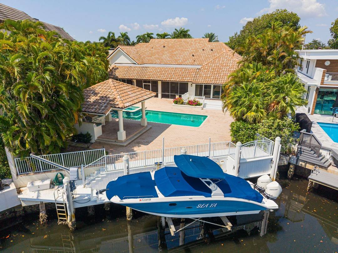 Welcome to The Sanctuary one of Boca Raton's most coveted and ultra exclusive waterfront enclaves, renowned for its unparalleled privacy, 24 7 armed gate security, and world class yachting lifestyle.