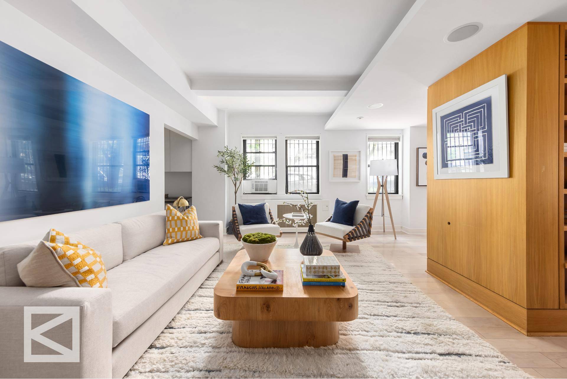Located on one of the best blocks of the Upper West Side, this expansive and fully renovated classic seven room residence is meticulously situated in a coveted Emery Roth building.
