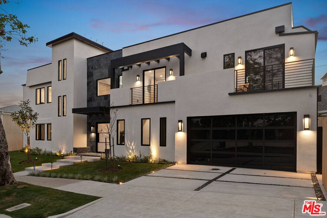 1325   Thayer Ave 6BR Westwood La