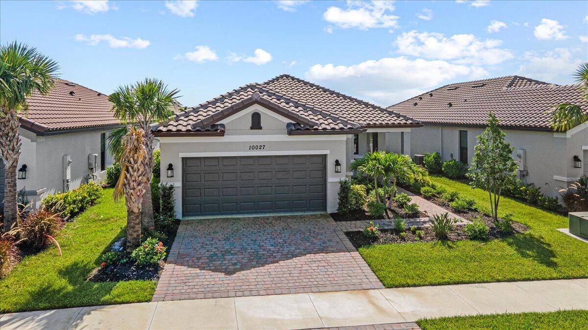 Fabulous ''Bergamo'' Model built in 2024 at Esplanade at Tradition 55 Community.