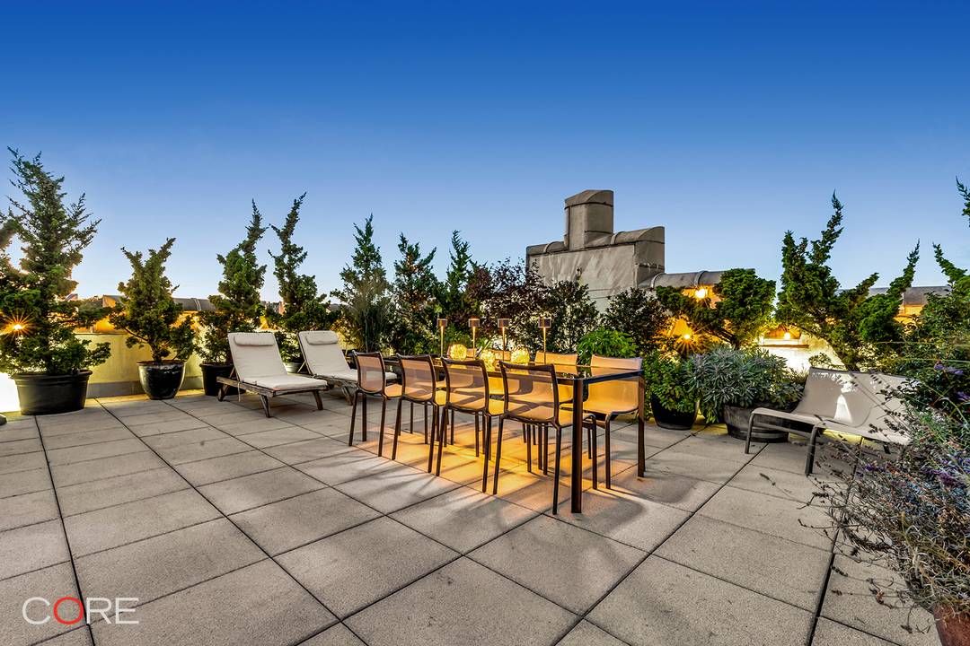 Discover this extraordinary two bedroom, two bathroom home offering more than 2, 700 square feet of expansive indoor outdoor living an opportunity rarely found in Manhattan.
