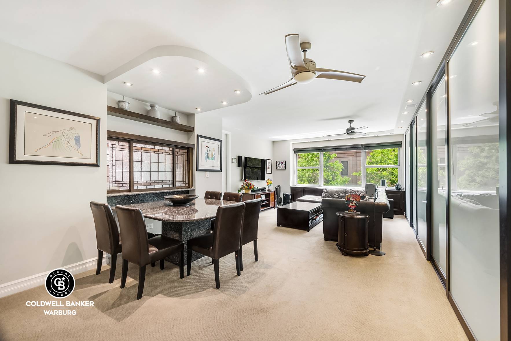 Don't miss this 3 4 bedroom apartment located just one block from Central Park, The Metropolitan Museum, and wonderful restaurants.