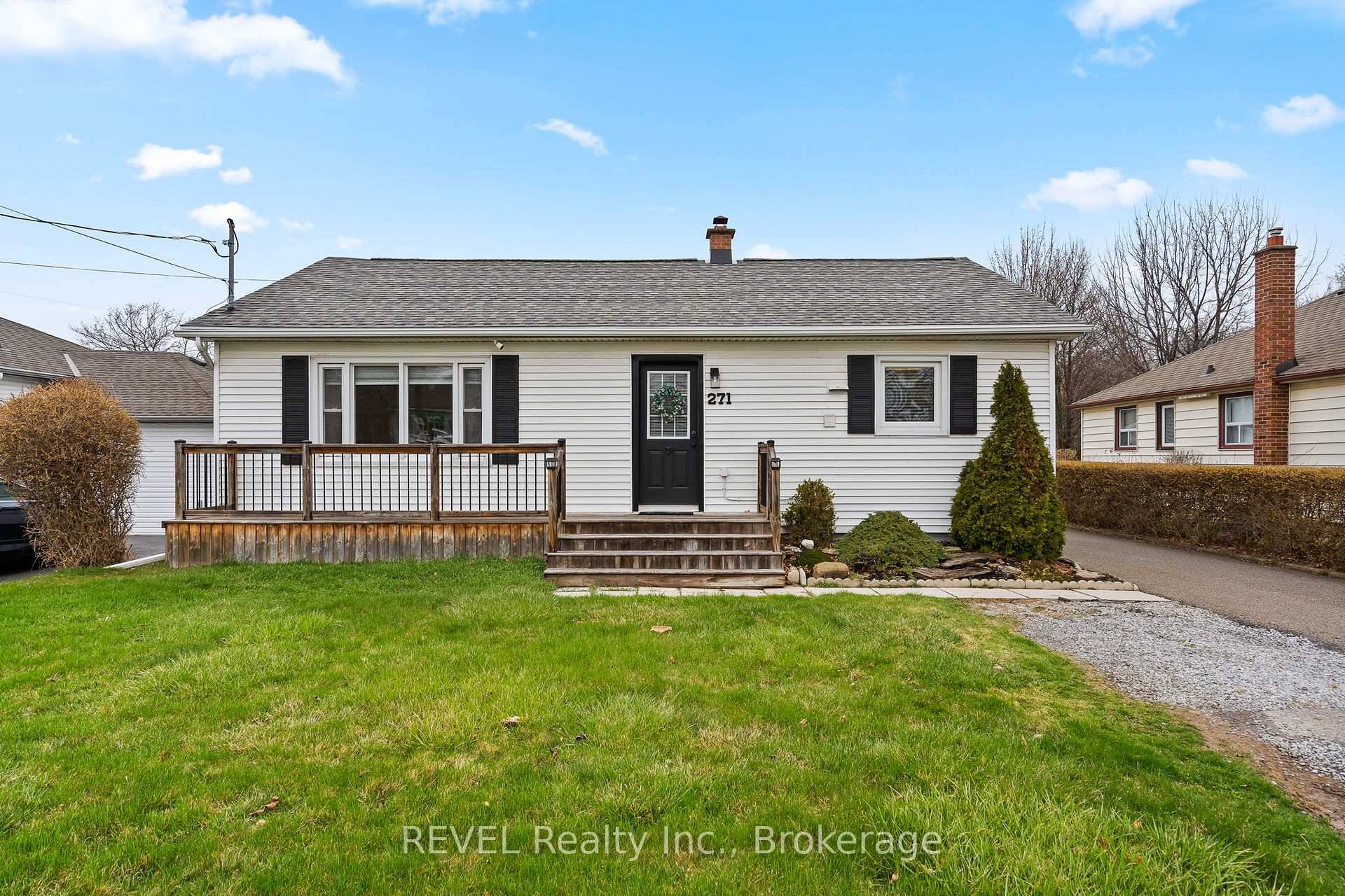 This beautifully maintained 3 bedroom, 2 bath bungalow located in north end offers comfort, functionality, and curb appeal.