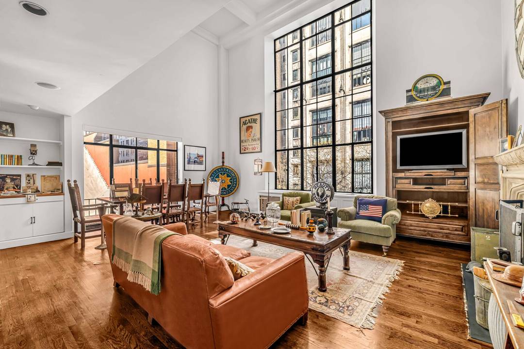 Enjoy a one of a kind residence in one of the Upper West Side's most iconic prewar cooperatives.
