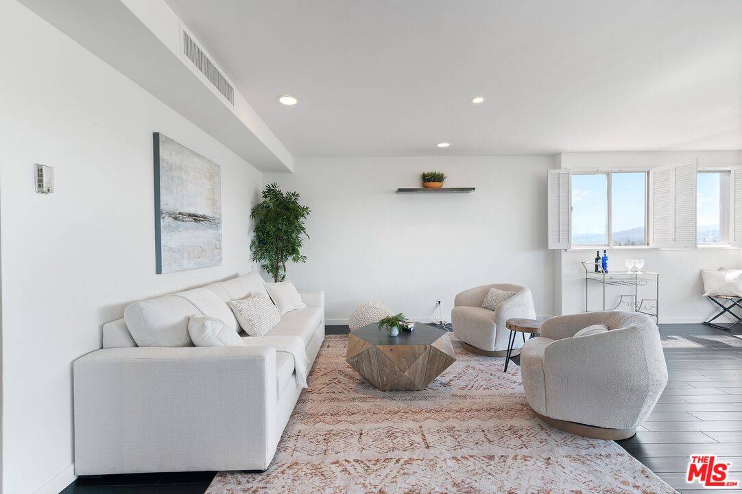 865   Comstock Ave 1BR Westwood La