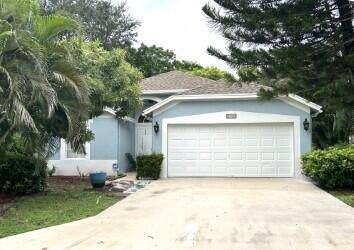 Great location, manned gate community, new refrigerator, new dishwasher, new water heather.