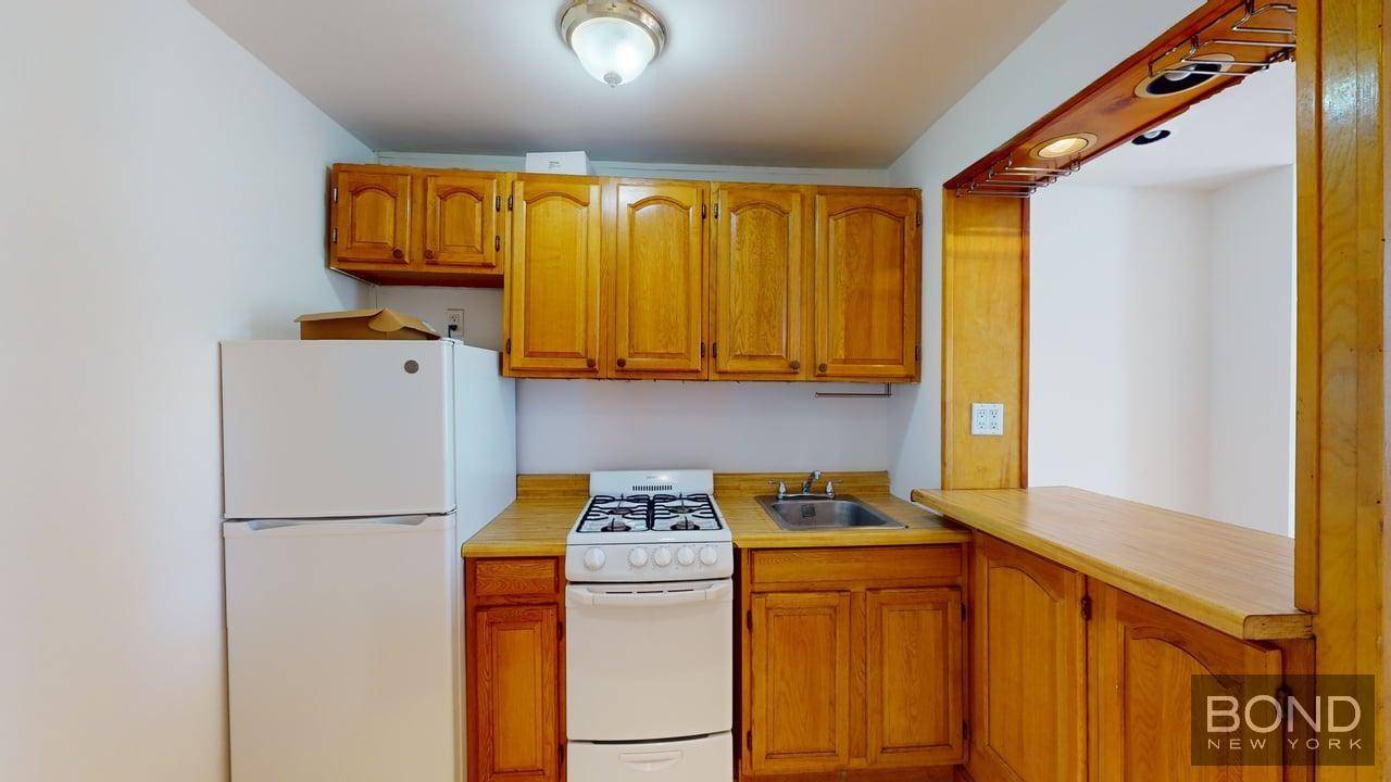 Sparkling 2 bedroom in prime East Village.